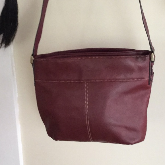 dark red shoulder bag